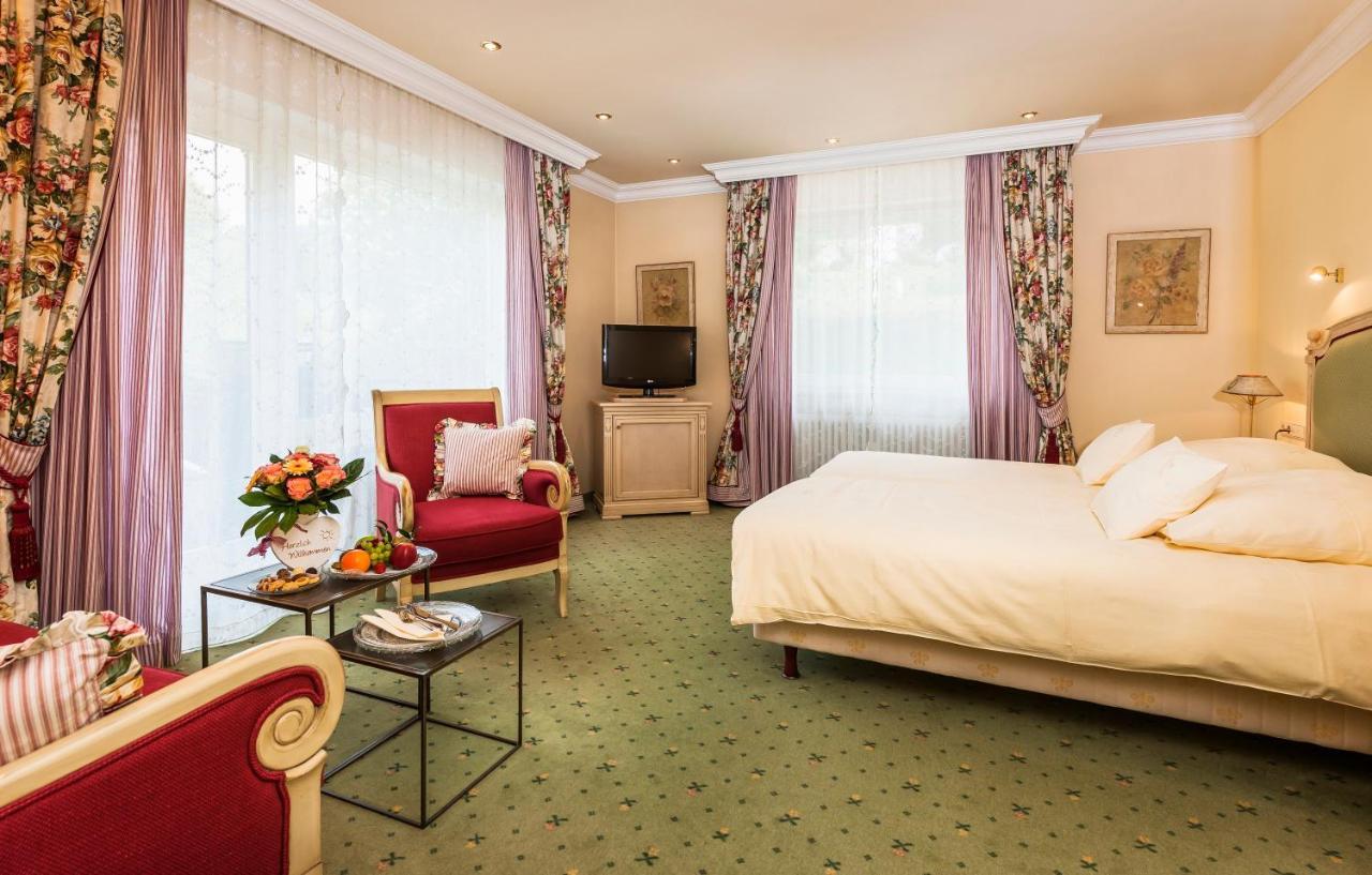 Relais & Chateaux Hotel Schwarzmatt Badenweiler Eksteriør billede